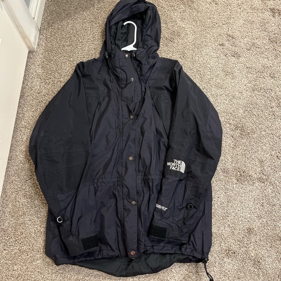 North Face Gore-Tex Jacket - Picture 1 of 4